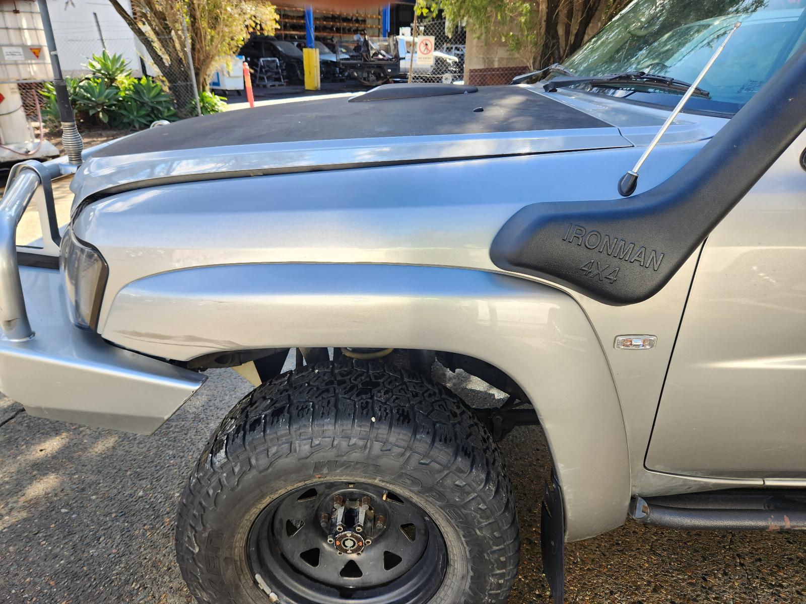 View Nissan Patrol 2005 4 Door Station Wagon