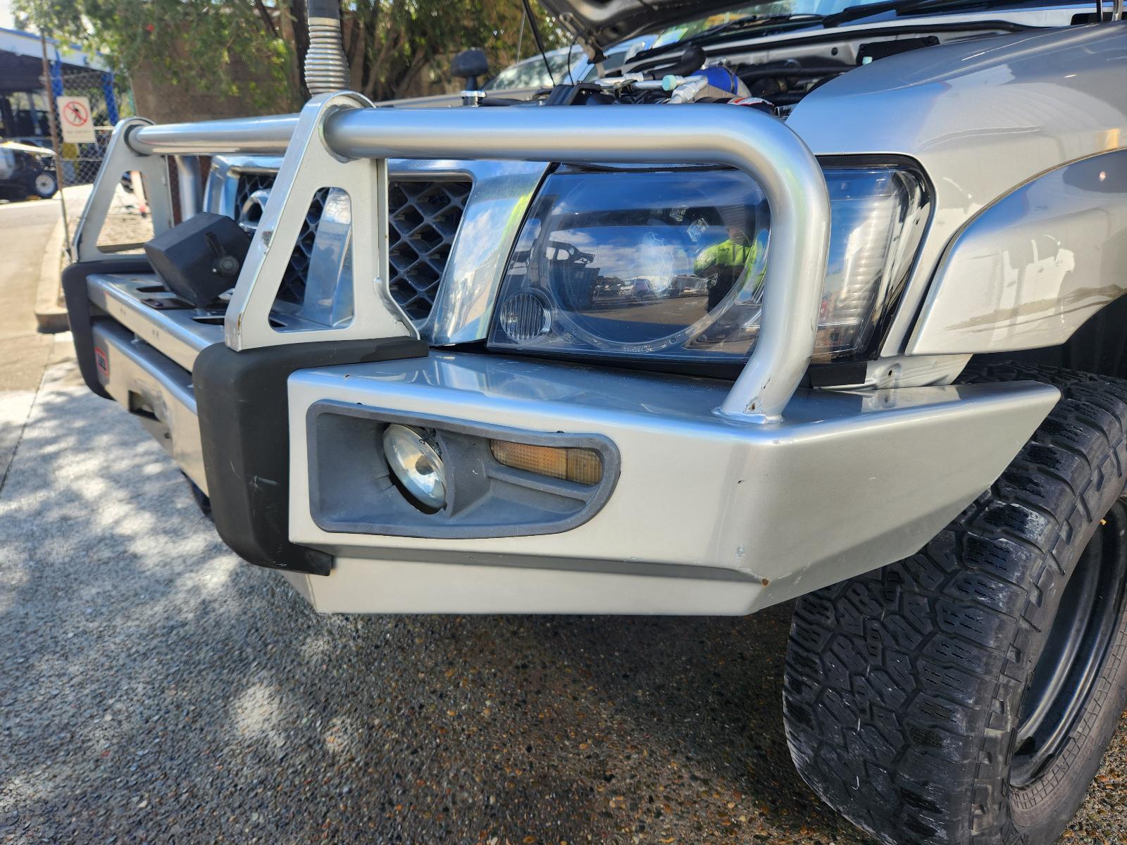 View Nissan Patrol 2005 4 Door Station Wagon