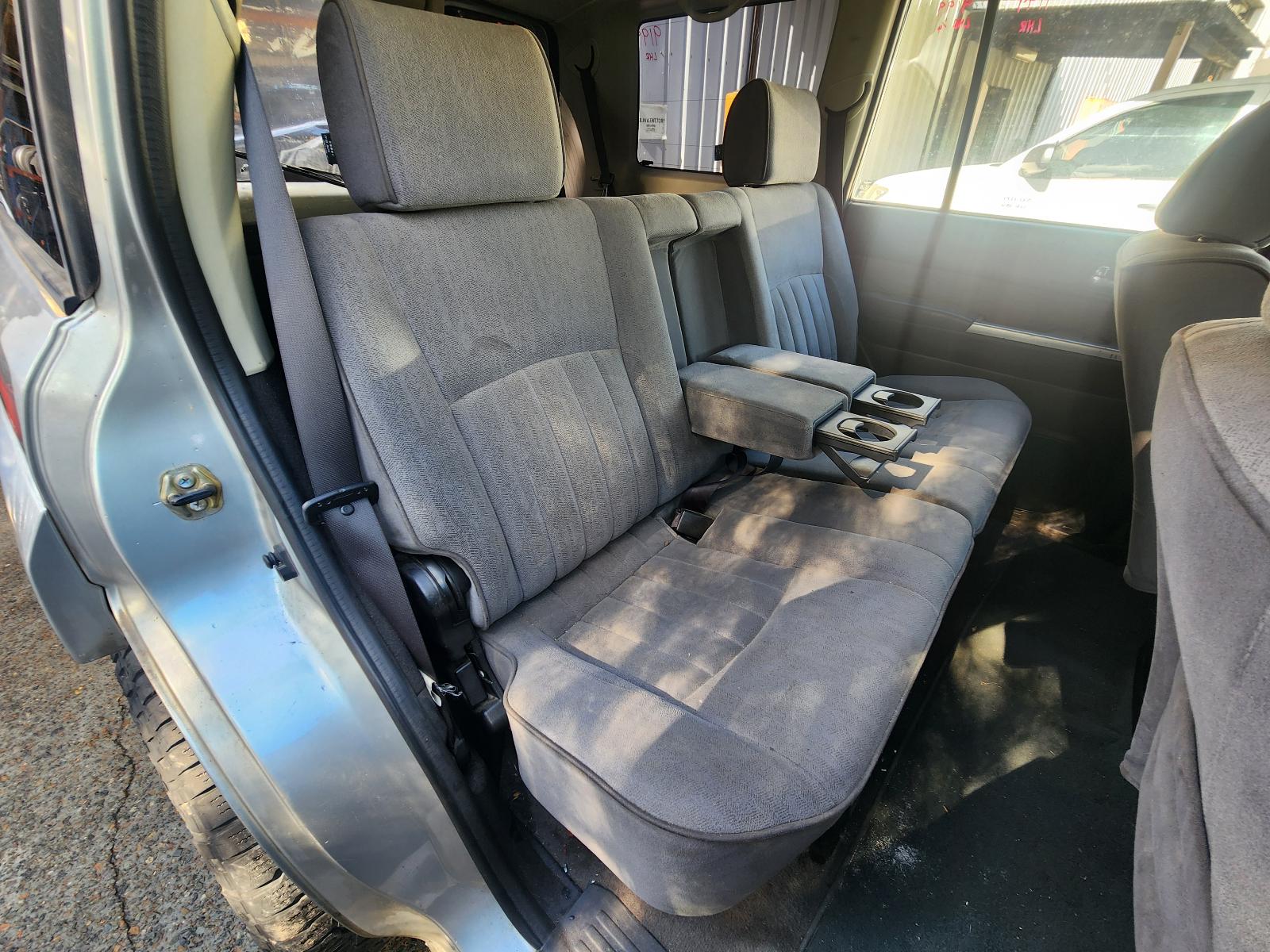 View Nissan Patrol 2005 4 Door Station Wagon