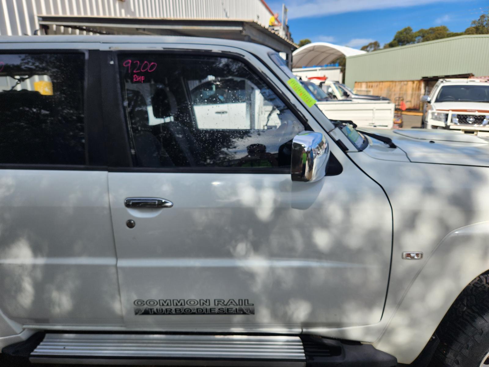 Nissan Patrol 2015 4 Door Station Wagon View Nissan Patrol 2015 4 Door Station Wagon