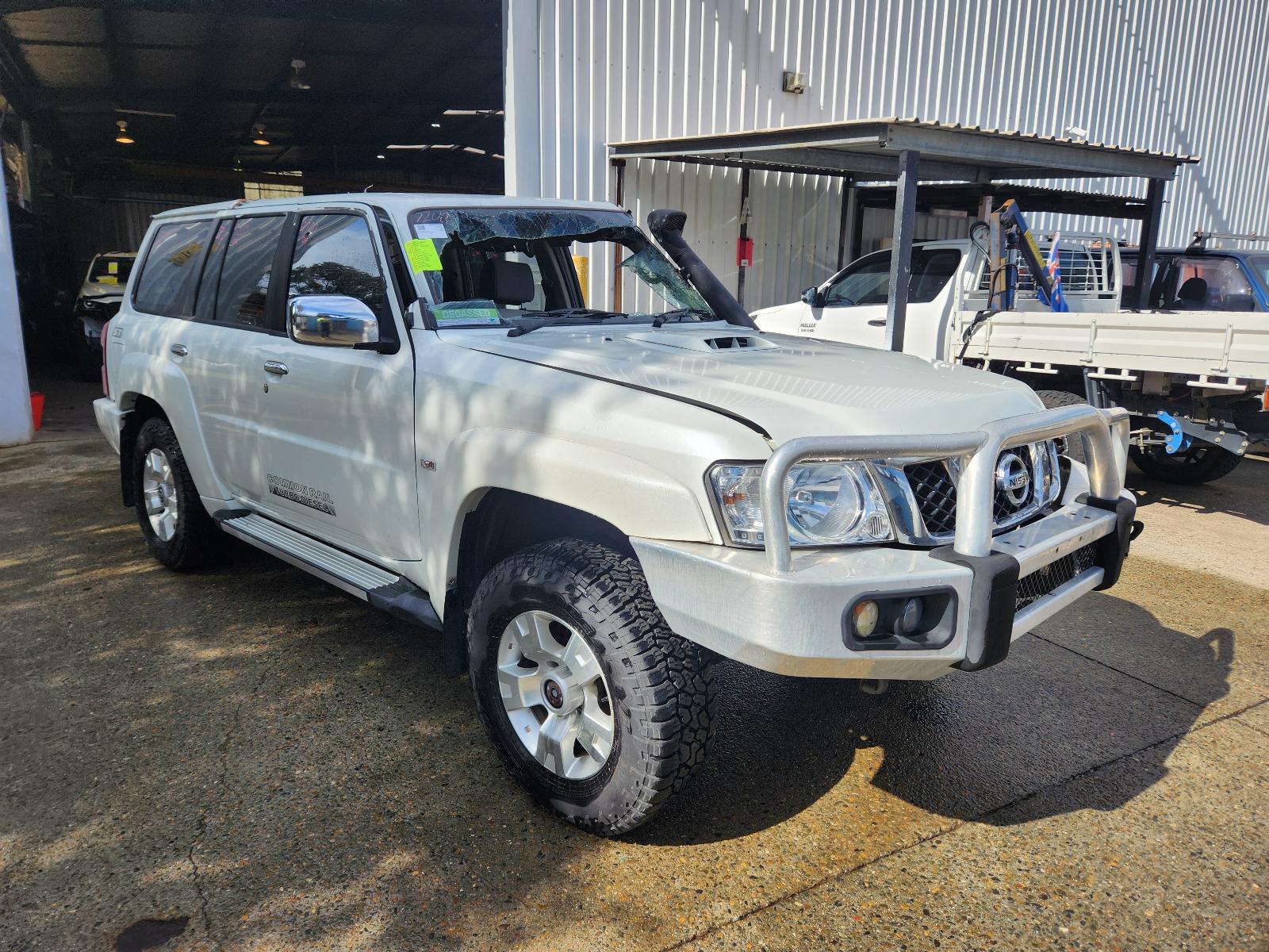 Nissan Patrol 2015 4 Door Station Wagon View Nissan Patrol 2015 4 Door Station Wagon