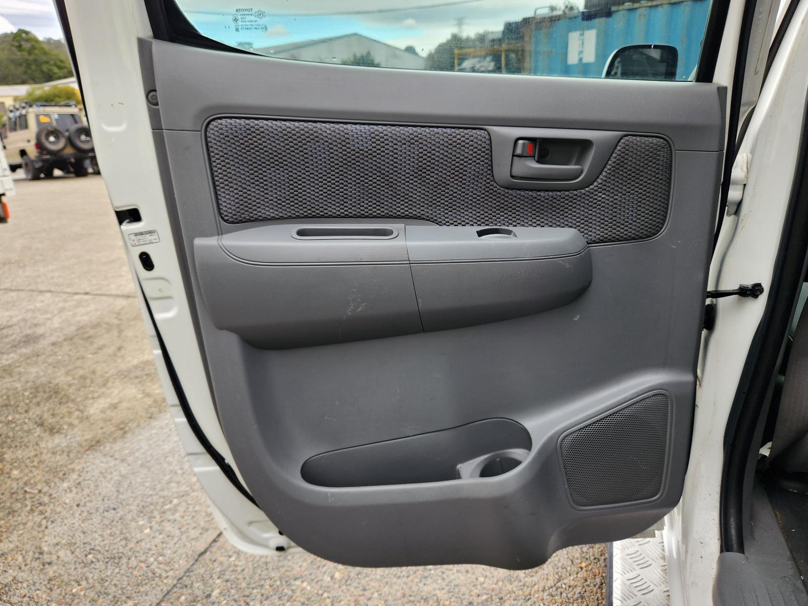 Toyota Hilux 2009 4 Door Utility View Toyota Hilux 2009 4 Door Utility