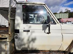 View Toyota Landcruiser 1991 2 Door Pickup