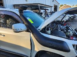 View Toyota Landcruiser 2015 4 Door Station Wagon
