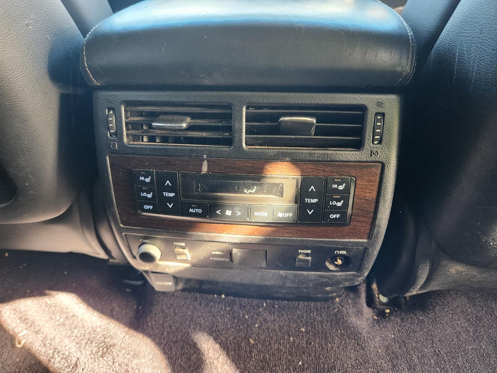 View Toyota Landcruiser 2015 4 Door Station Wagon