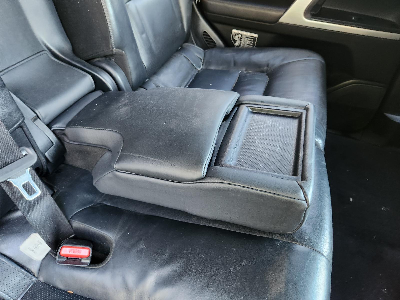 View Toyota Landcruiser 2015 4 Door Station Wagon