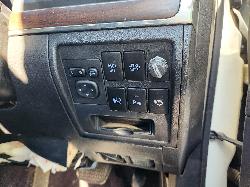View Toyota Landcruiser 2015 4 Door Station Wagon
