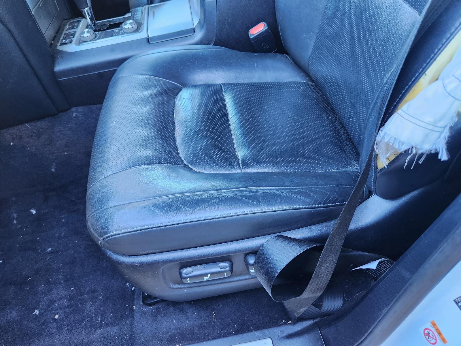 View Toyota Landcruiser 2015 4 Door Station Wagon