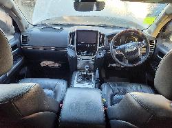View Toyota Landcruiser 2015 4 Door Station Wagon