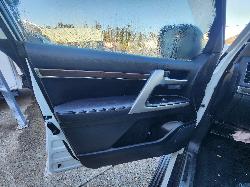 View Toyota Landcruiser 2015 4 Door Station Wagon
