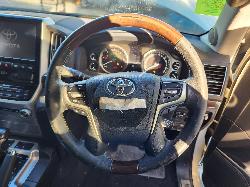 View Toyota Landcruiser 2015 4 Door Station Wagon