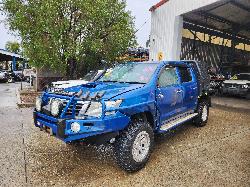 View Auto part Jack/Tool Kit Toyota Hilux 2013