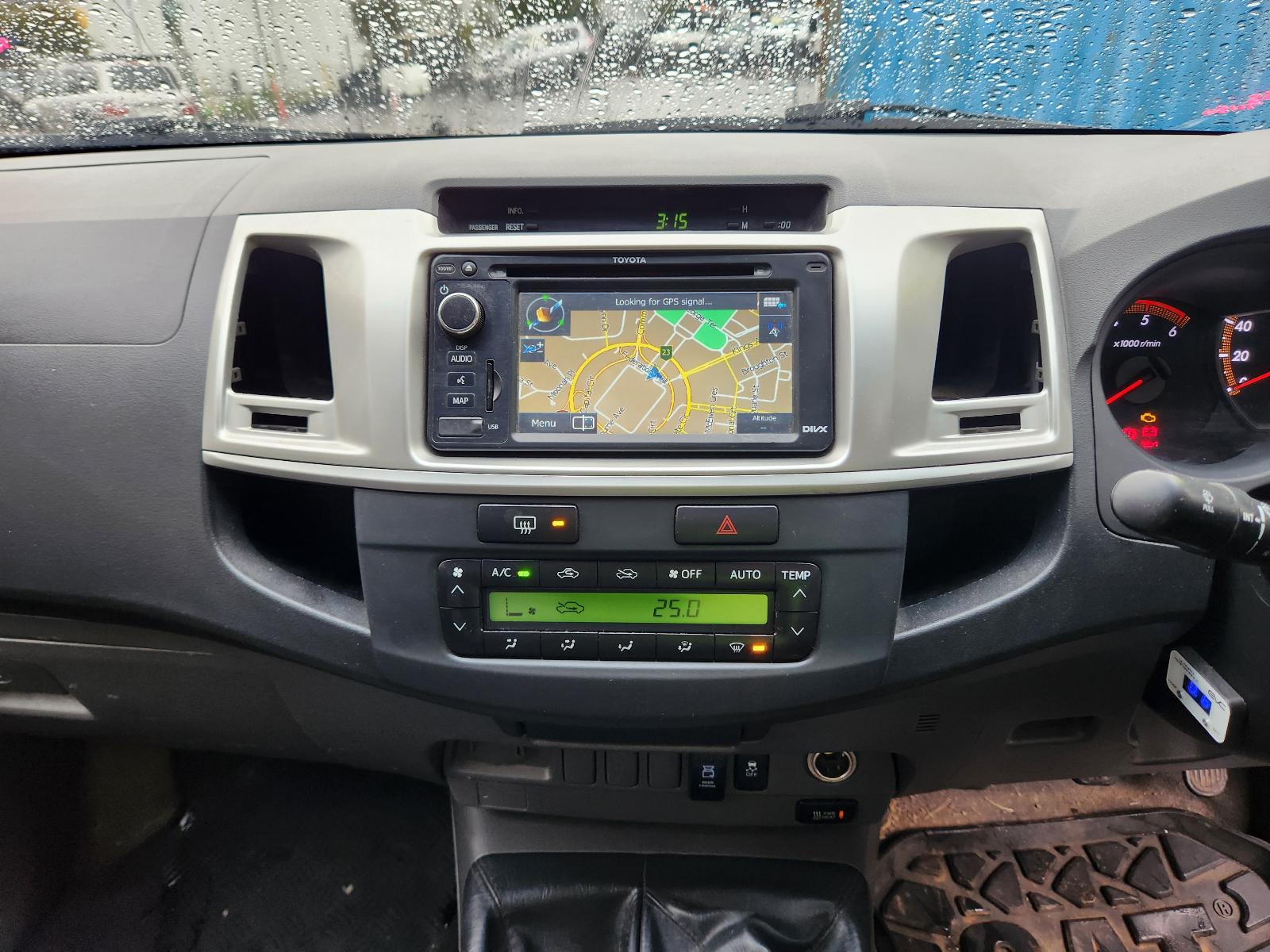 Toyota Hilux 2013 4 Door Utility View Toyota Hilux 2013 4 Door Utility