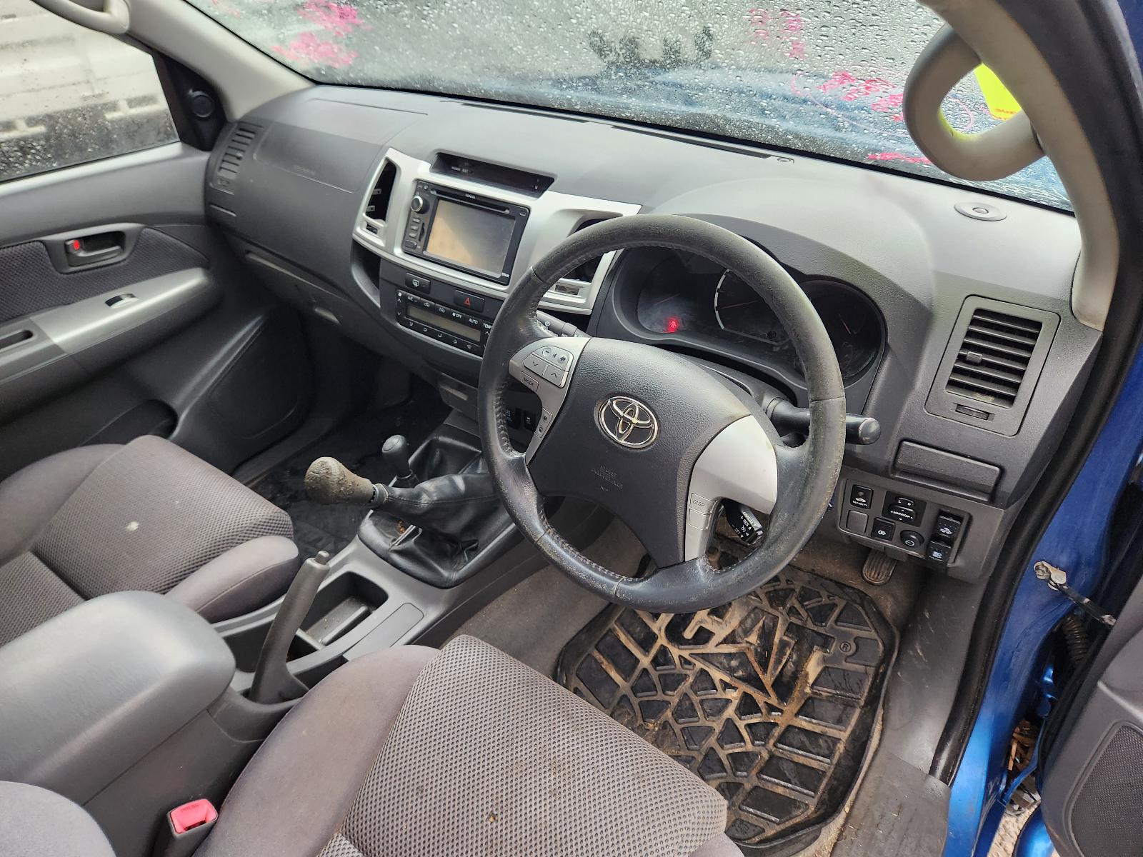 Toyota Hilux 2013 4 Door Utility View Toyota Hilux 2013 4 Door Utility