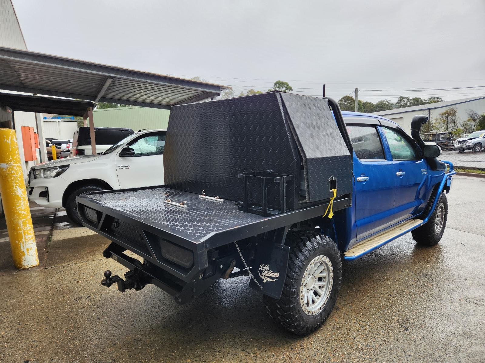 Toyota Hilux 2013 4 Door Utility View Toyota Hilux 2013 4 Door Utility