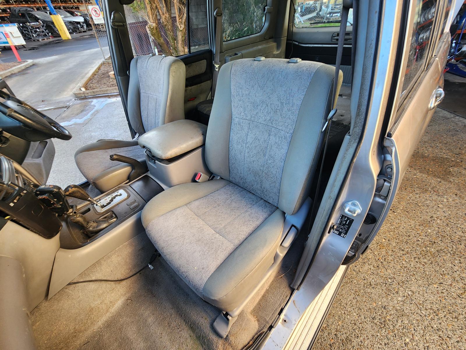 Toyota Landcruiser 2006 4 Door Station Wagon View Toyota Landcruiser 2006 4 Door Station Wagon