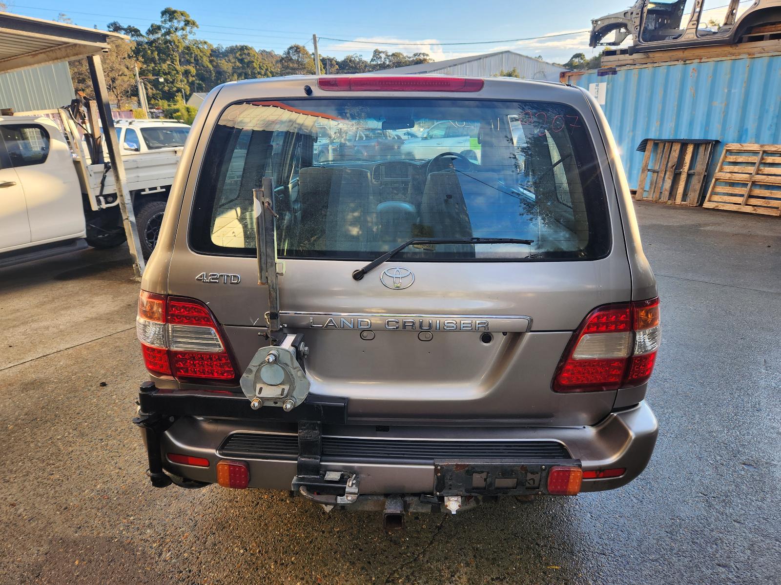 Toyota Landcruiser 2006 4 Door Station Wagon View Toyota Landcruiser 2006 4 Door Station Wagon