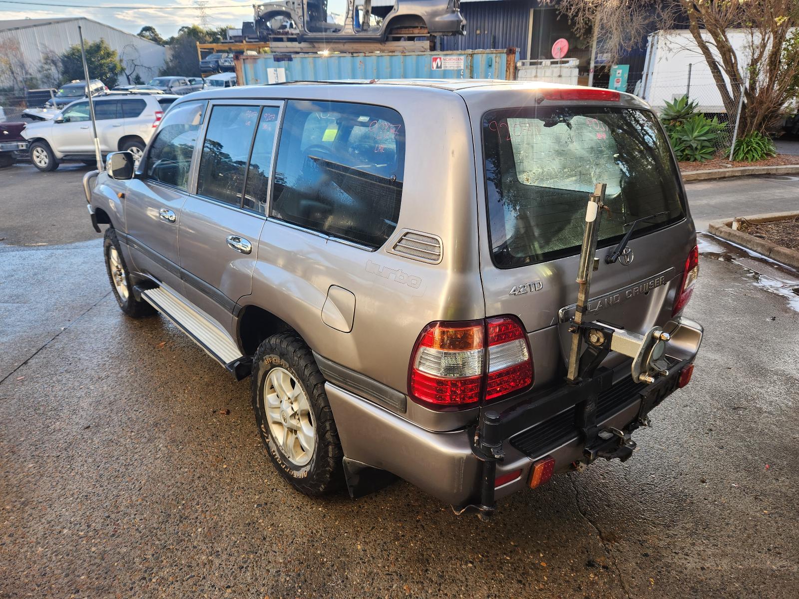 Toyota Landcruiser 2006 4 Door Station Wagon View Toyota Landcruiser 2006 4 Door Station Wagon