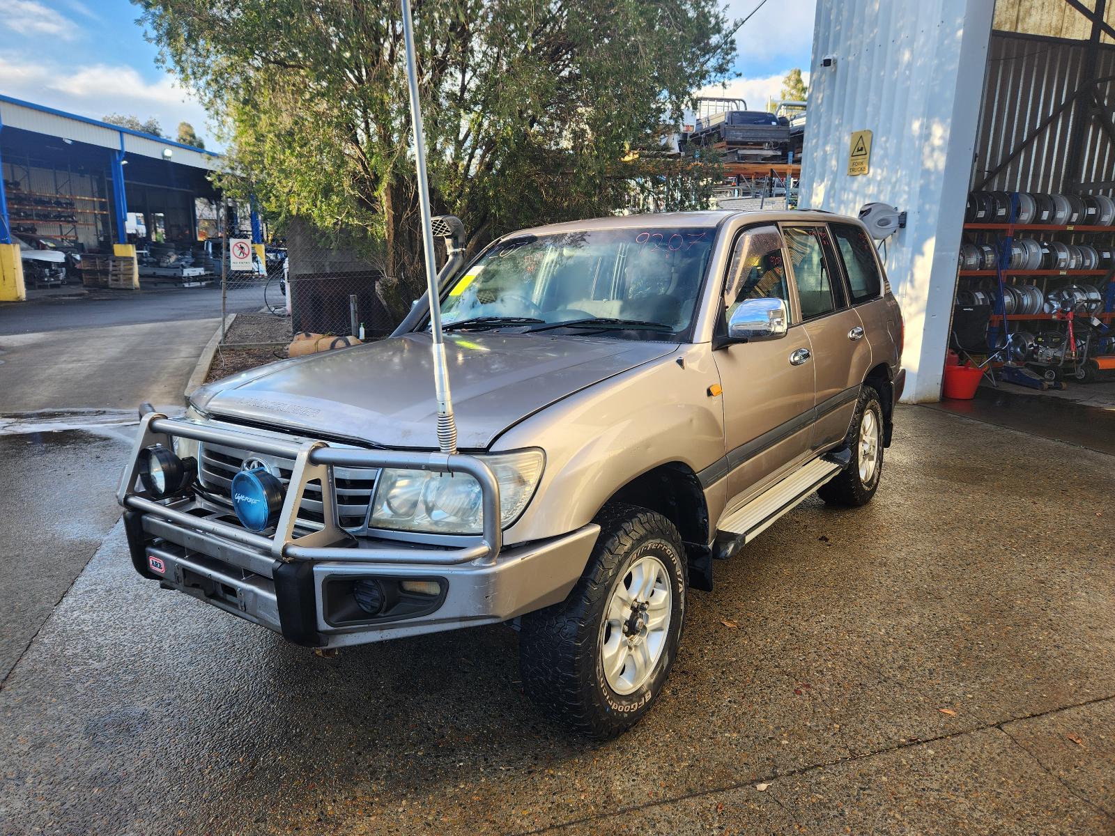Toyota Landcruiser 2006 4 Door Station Wagon View Toyota Landcruiser 2006 4 Door Station Wagon