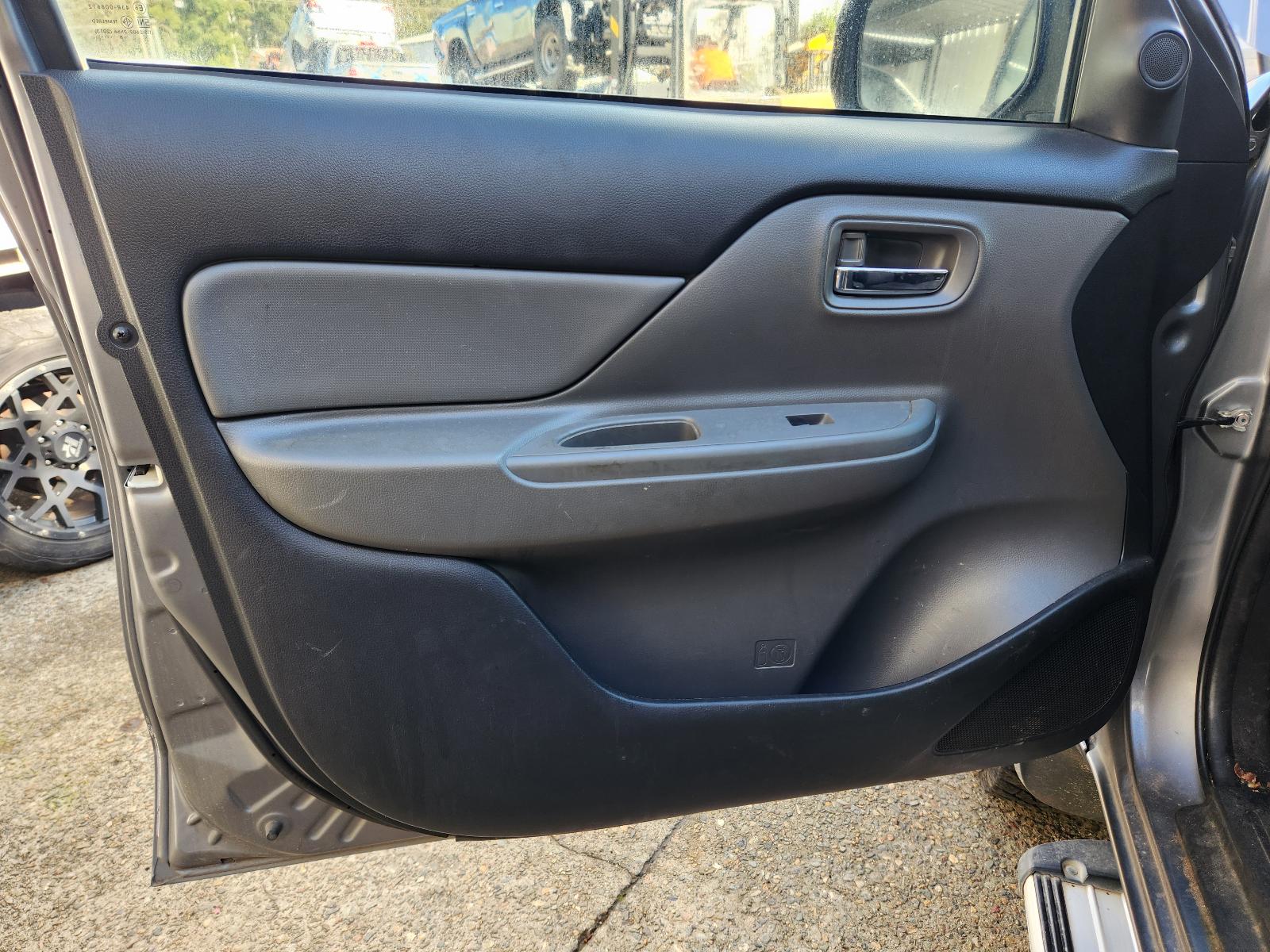 Mitsubishi Triton 2018 4 Door Utility View Mitsubishi Triton 2018 4 Door Utility