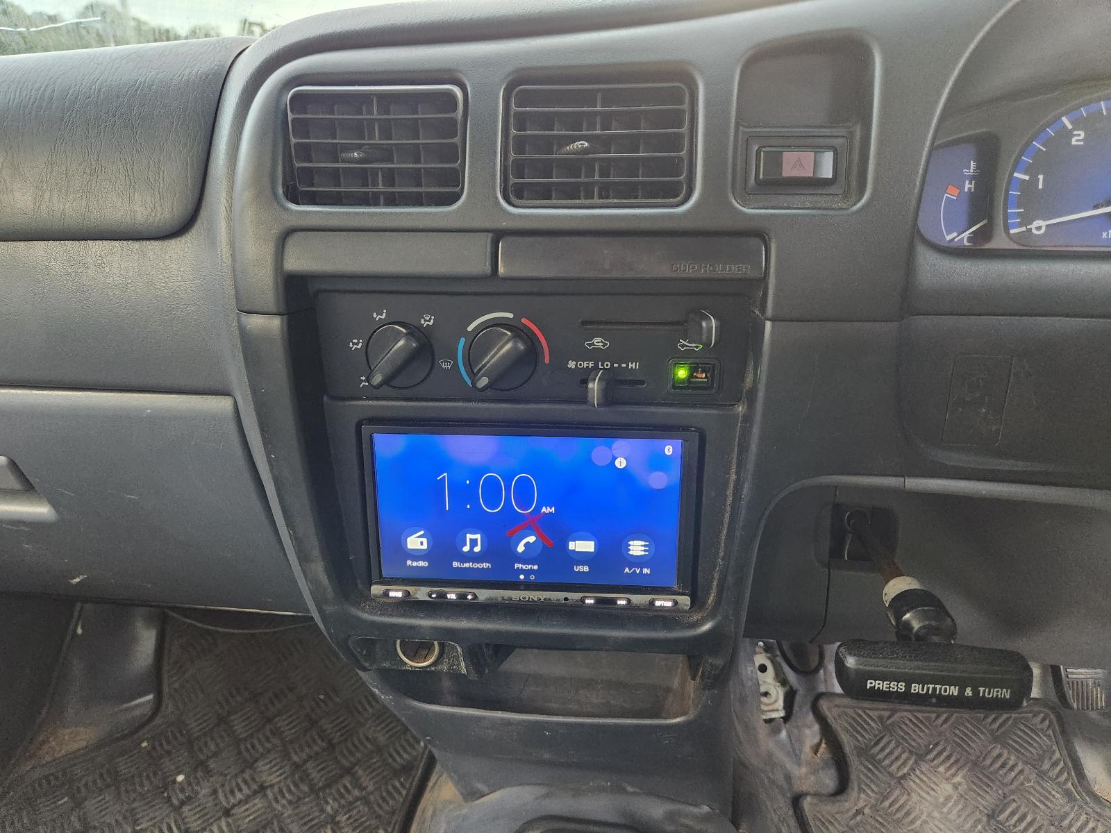Toyota Hilux 2004 2 Door Pickup View Toyota Hilux 2004 2 Door Pickup