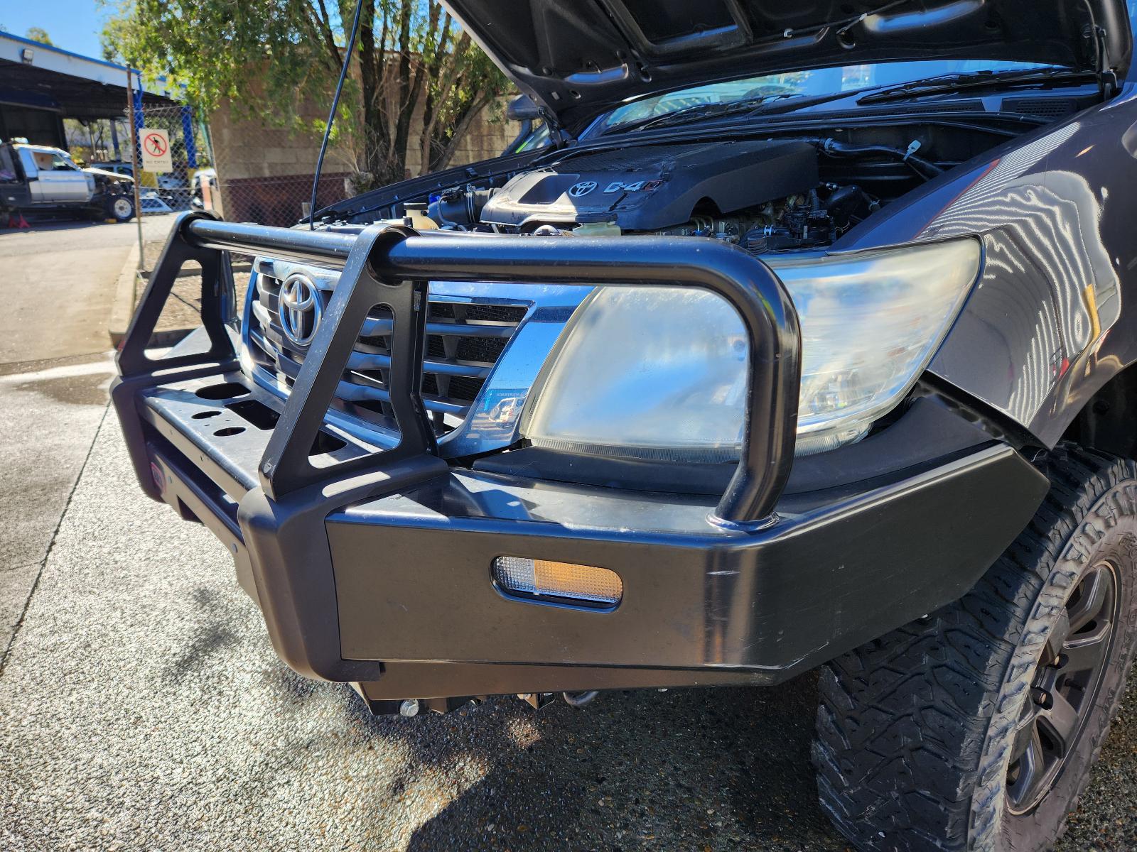 Toyota Hilux 2013 4 Door Pickup View Toyota Hilux 2013 4 Door Pickup