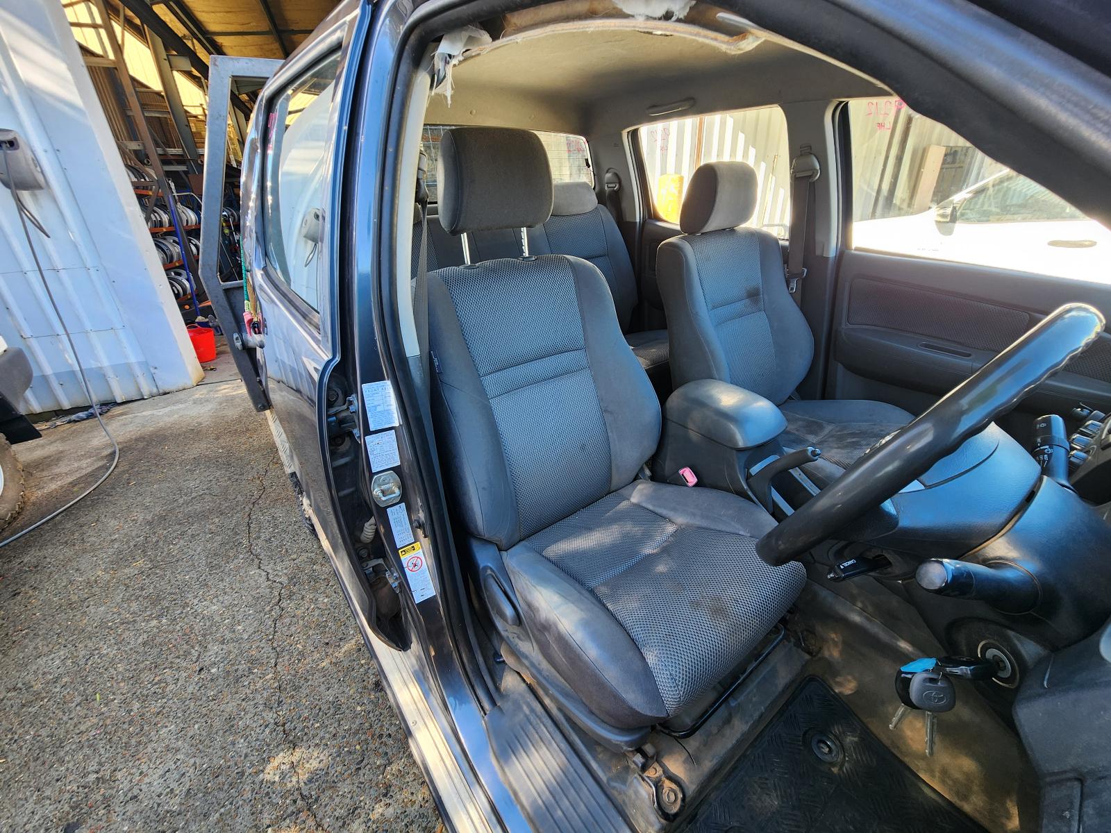 Toyota Hilux 2013 4 Door Pickup View Toyota Hilux 2013 4 Door Pickup