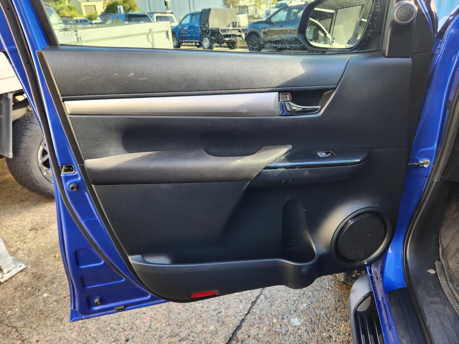 Toyota Hilux 2017 4 Door Utility View Toyota Hilux 2017 4 Door Utility