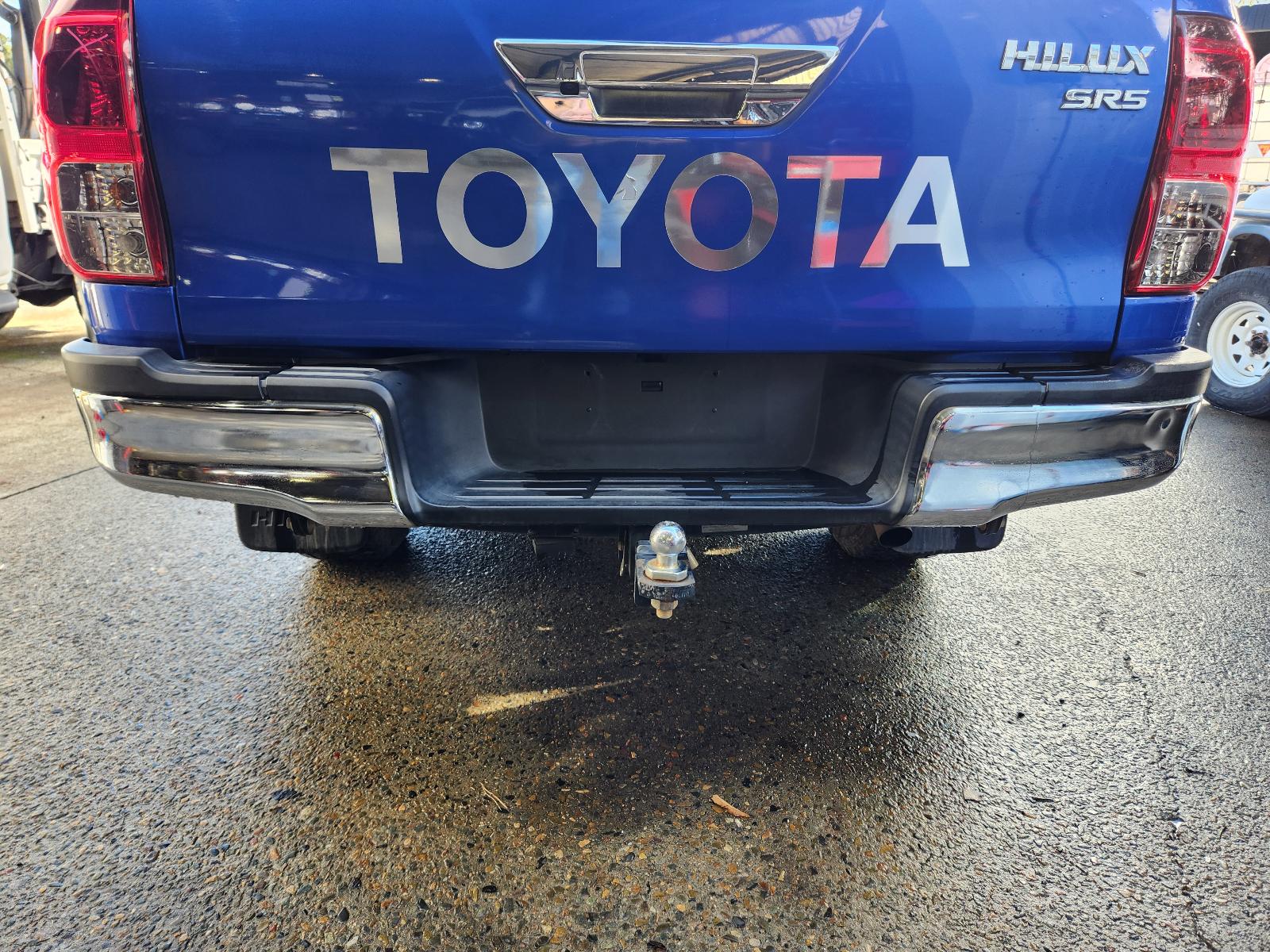 Toyota Hilux 2017 4 Door Utility View Toyota Hilux 2017 4 Door Utility