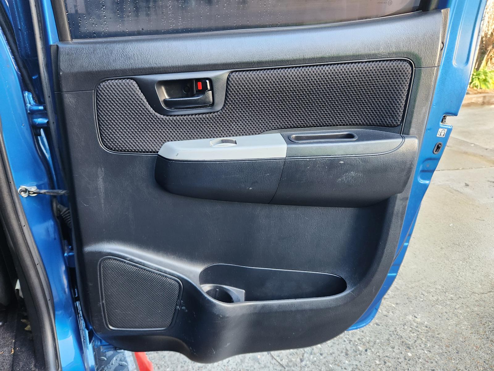 Toyota Hilux 2014 4 Door Utility View Toyota Hilux 2014 4 Door Utility