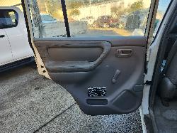 View Toyota Landcruiser 2006 4 Door Station Wagon