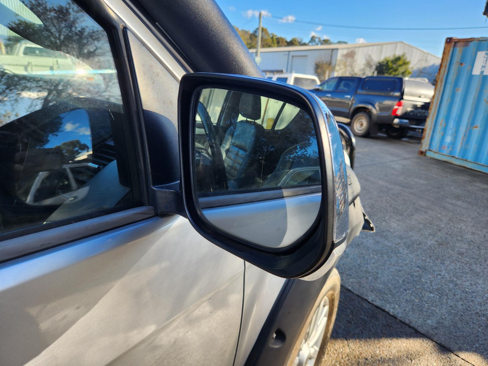 View Isuzu Mu-x 2017 4 Door Station Wagon
