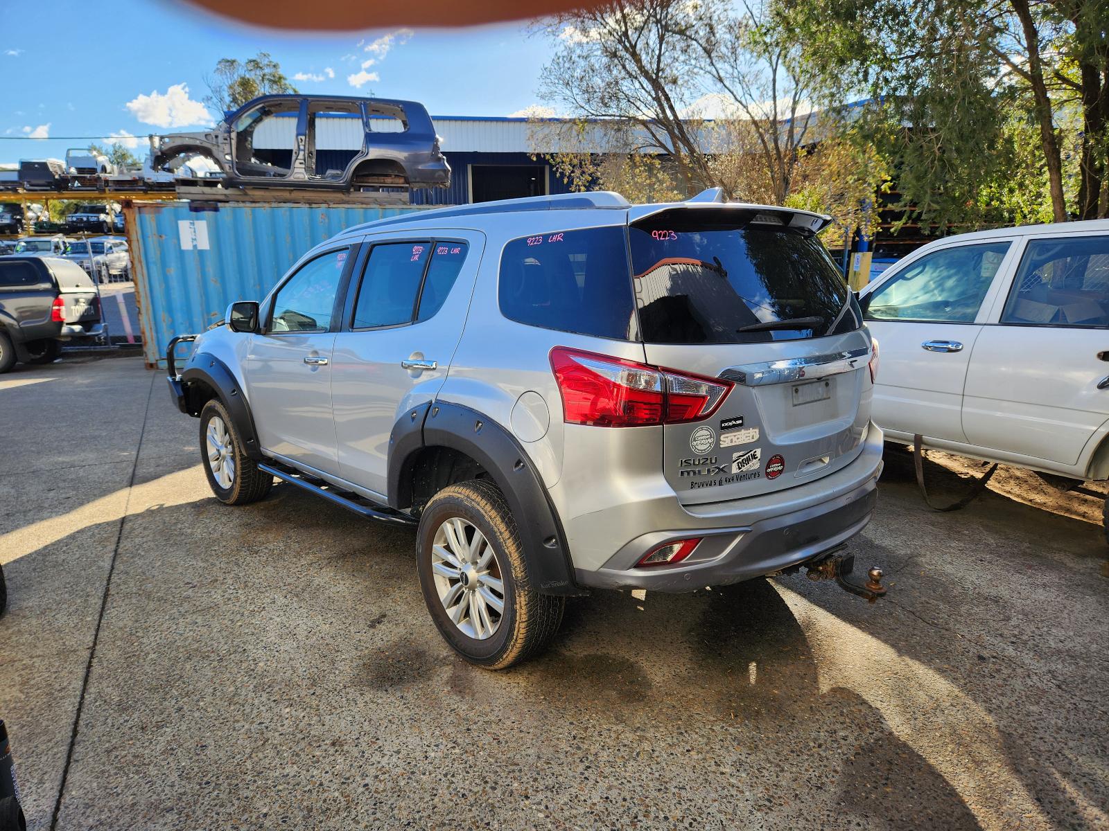 View Isuzu Mu-x 2017 4 Door Station Wagon