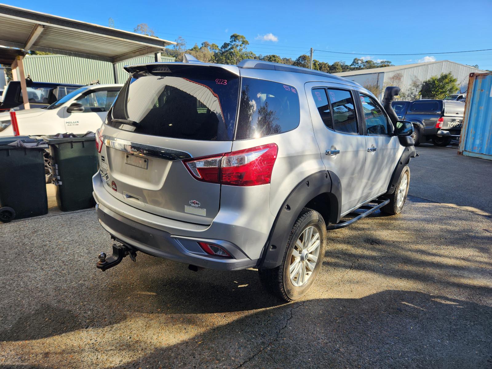 View Isuzu Mu-x 2017 4 Door Station Wagon