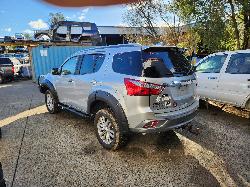 View Isuzu Mu-x 2017 4 Door Station Wagon