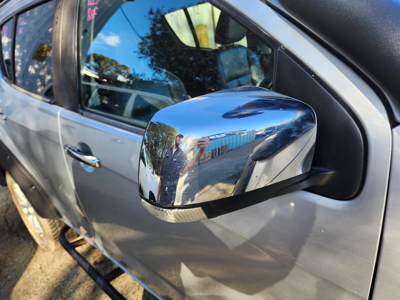 View Isuzu Mu-x 2017 4 Door Station Wagon