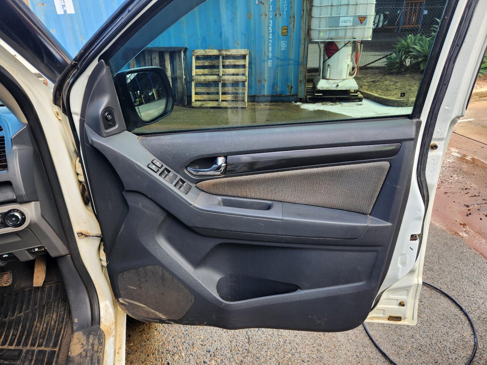 View Holden Colorado 2012 4 Door Utility