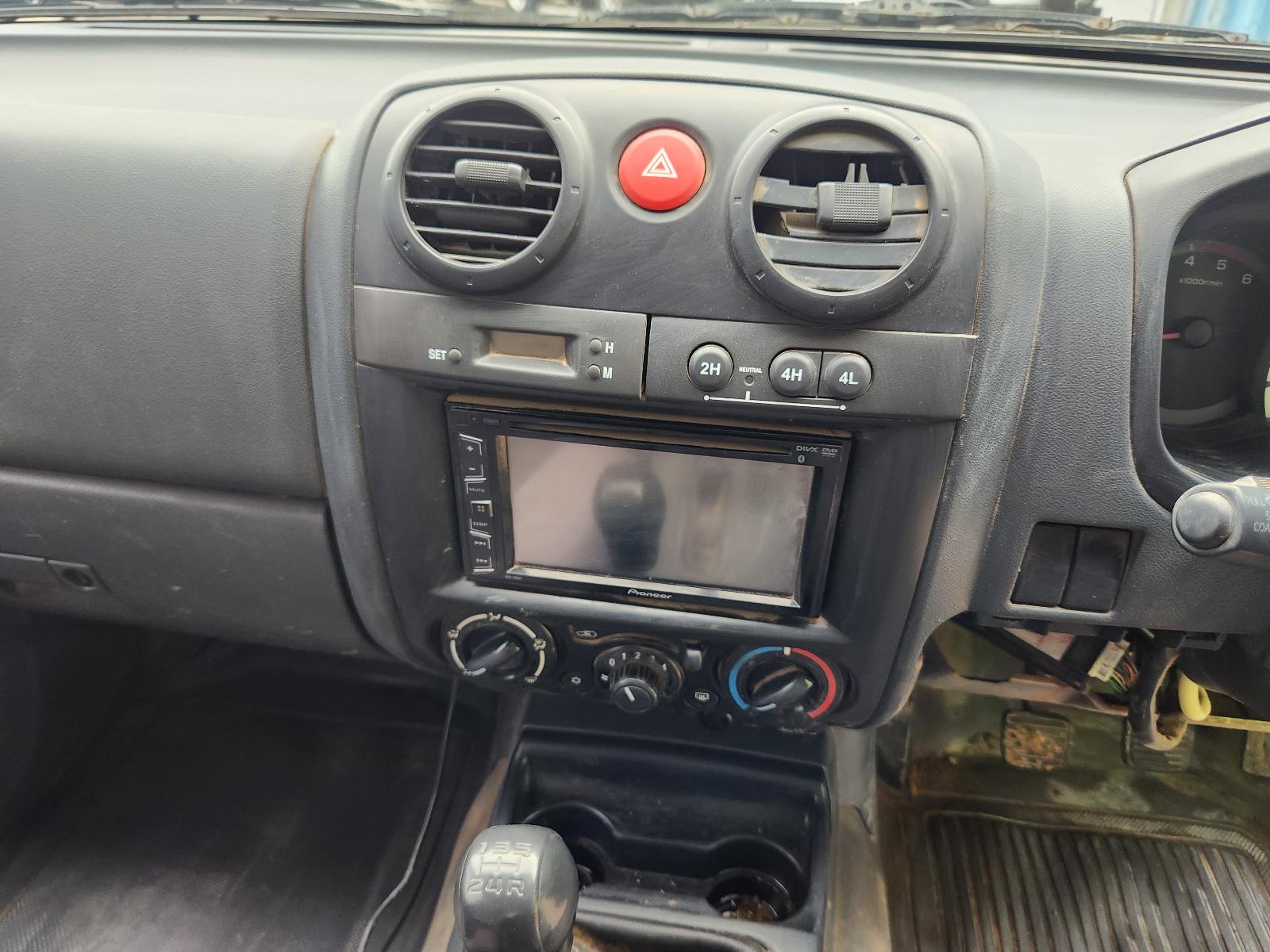 Isuzu Dmax 2012 4 Door Pickup View Isuzu Dmax 2012 4 Door Pickup