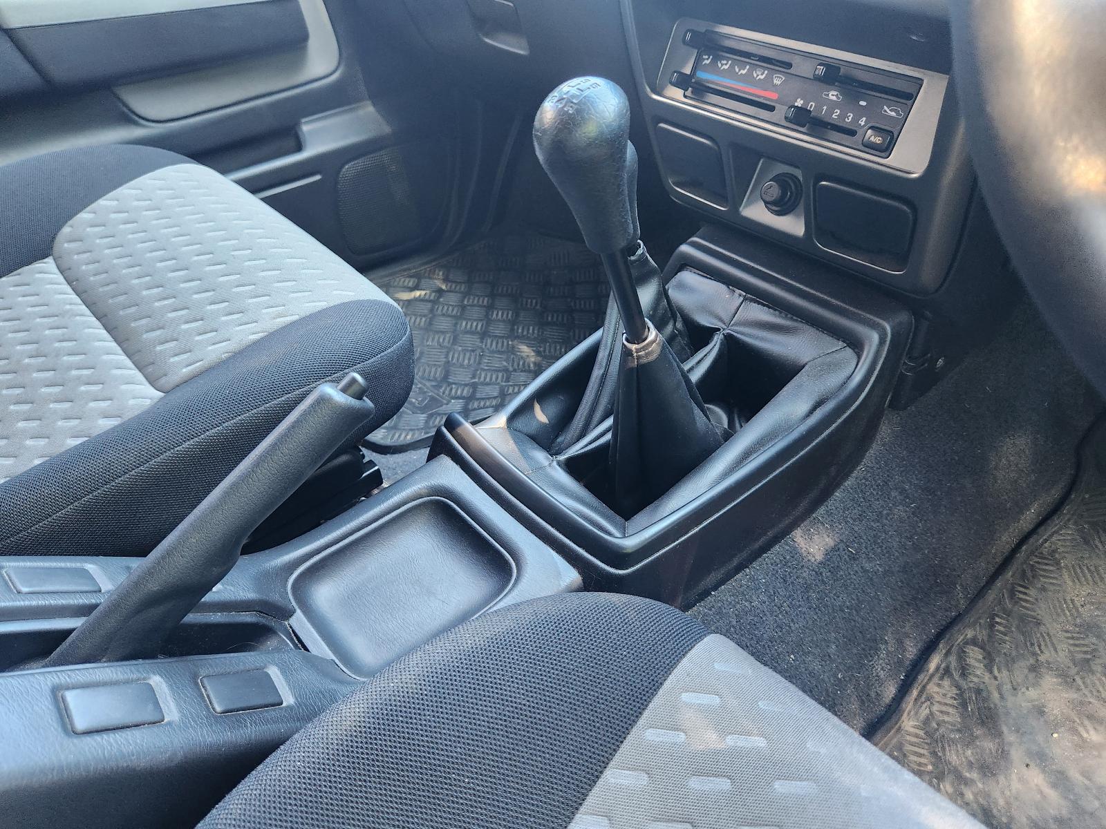 Nissan Navara 2014 4 Door Utility View Nissan Navara 2014 4 Door Utility