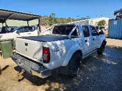 View Nissan Navara 2014 4 Door Utility