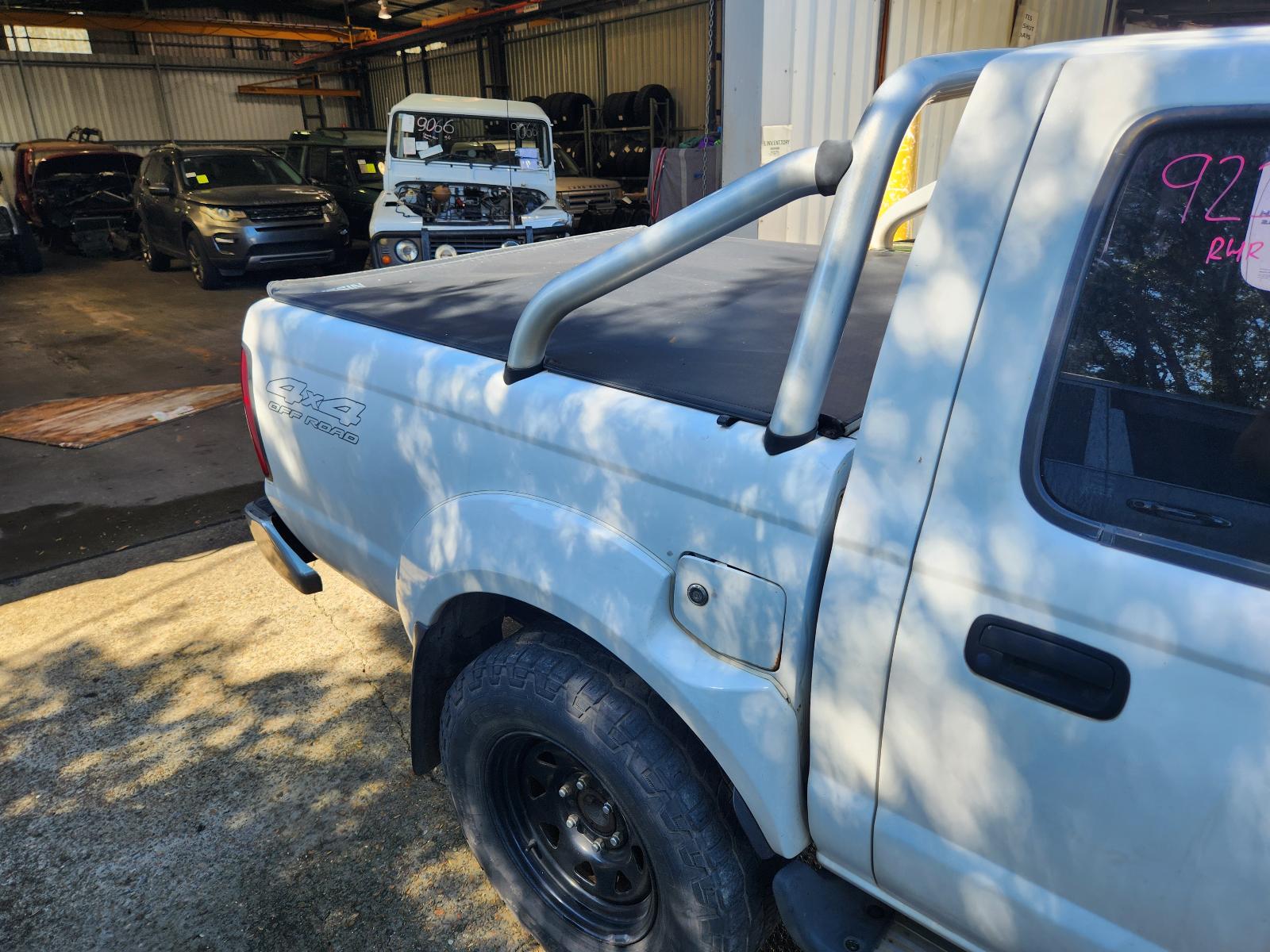 Nissan Navara 2014 4 Door Utility View Nissan Navara 2014 4 Door Utility