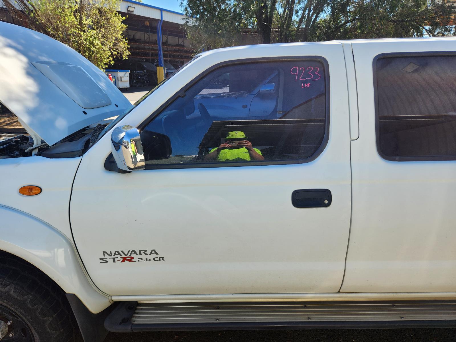 Nissan Navara 2014 4 Door Utility View Nissan Navara 2014 4 Door Utility