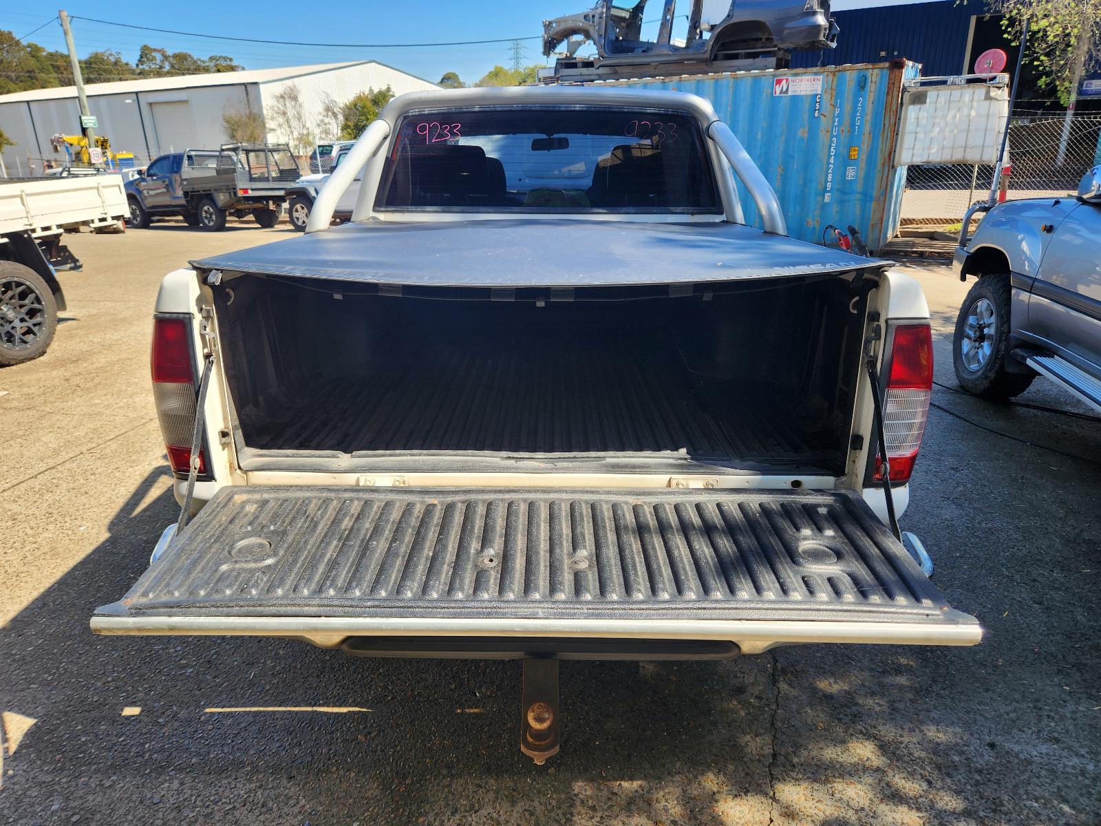 Nissan Navara 2014 4 Door Utility View Nissan Navara 2014 4 Door Utility