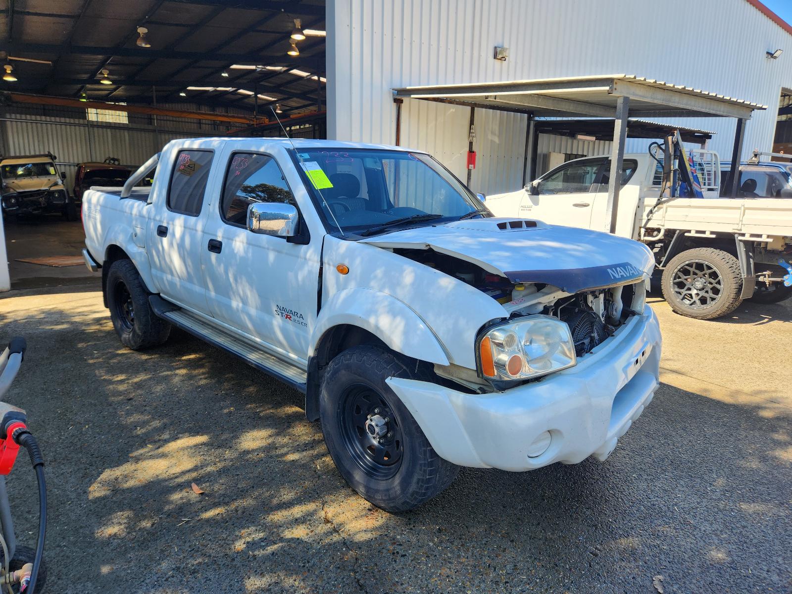 Nissan Navara 2014 4 Door Utility View Nissan Navara 2014 4 Door Utility