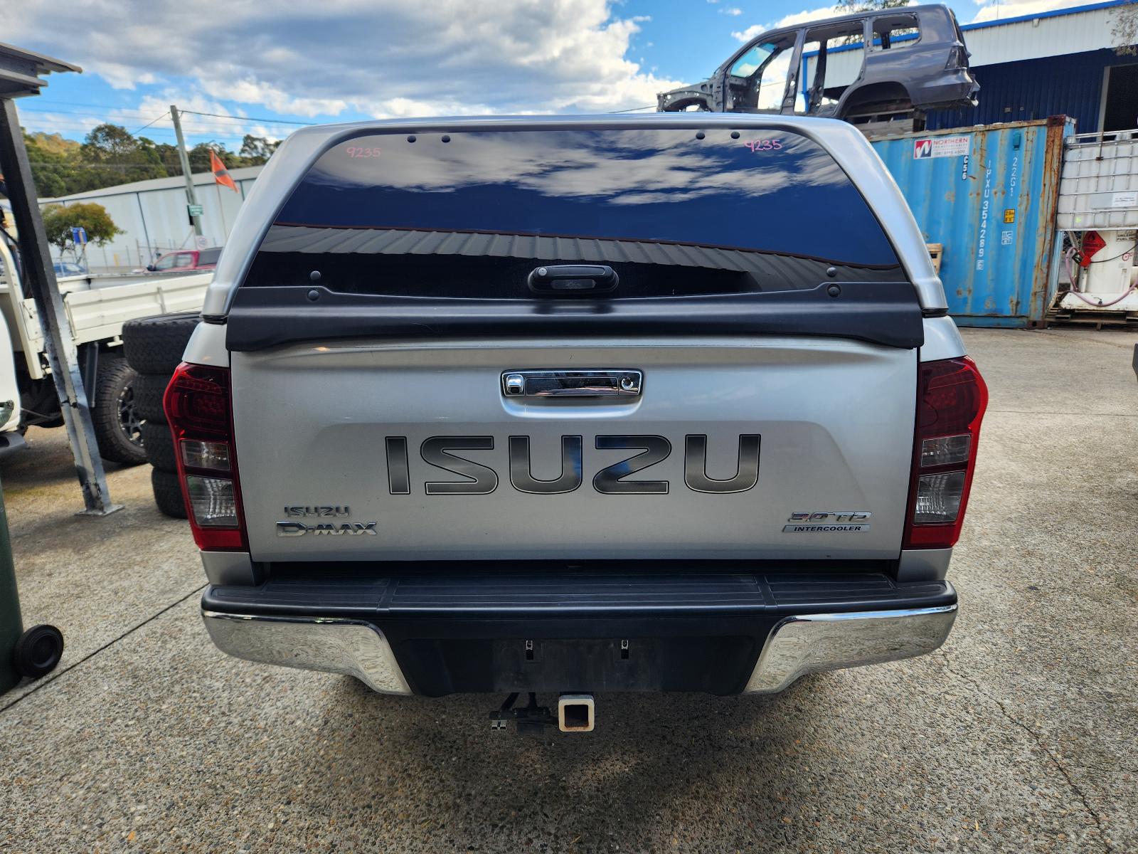 Isuzu Dmax 2018 4 Door Utility View Isuzu Dmax 2018 4 Door Utility