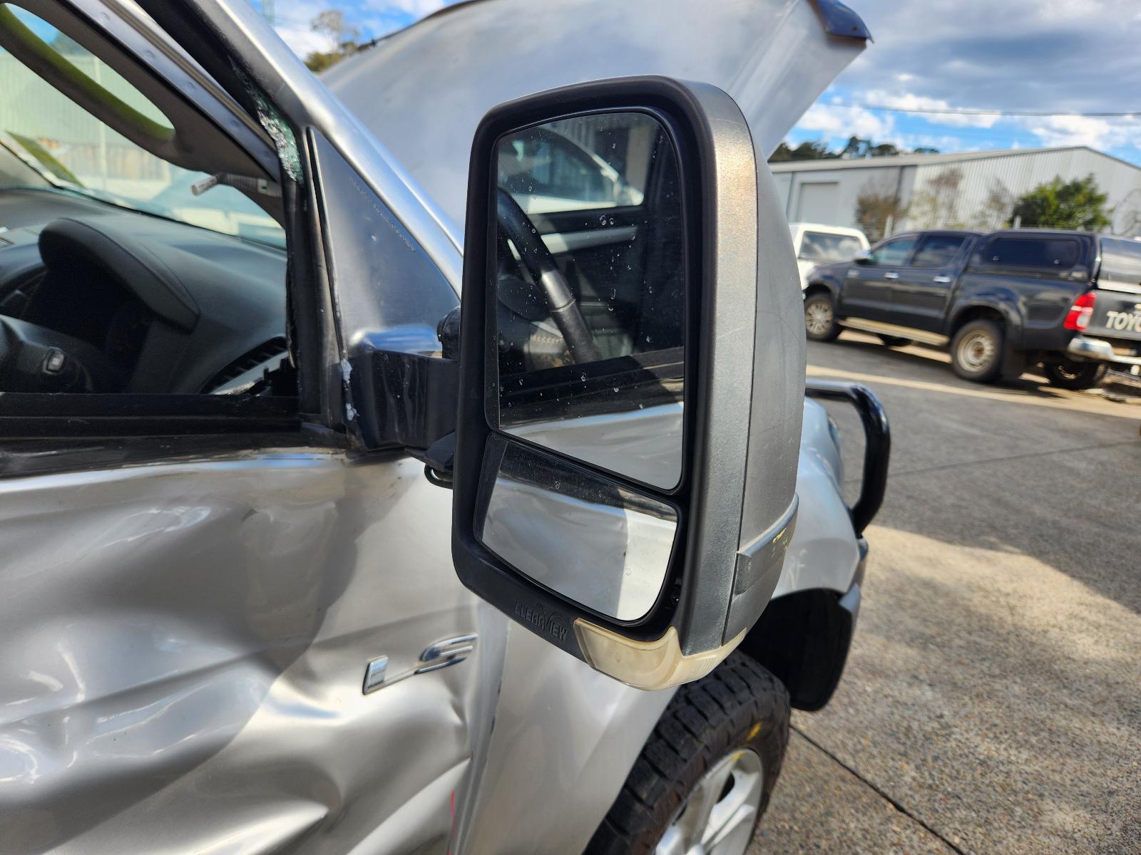 Isuzu Dmax 2018 4 Door Utility View Isuzu Dmax 2018 4 Door Utility