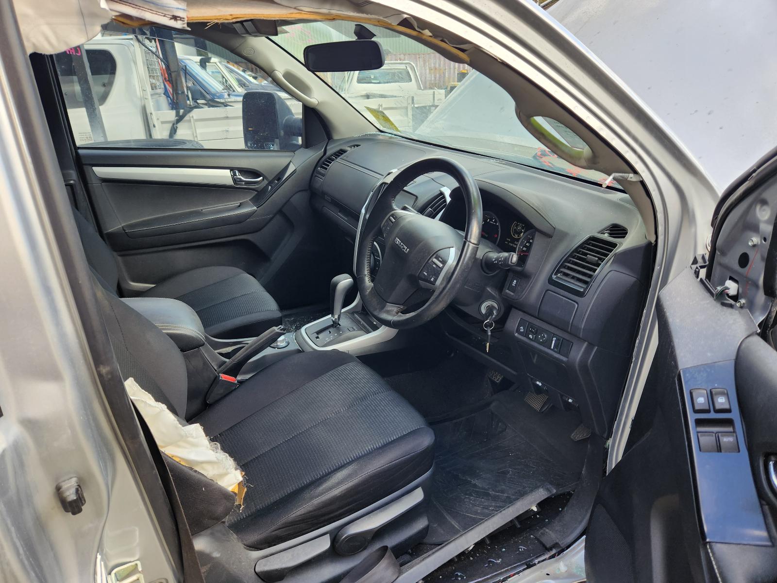 Isuzu Dmax 2018 4 Door Utility View Isuzu Dmax 2018 4 Door Utility