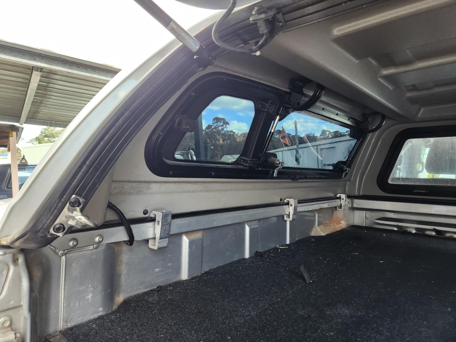 Isuzu Dmax 2018 4 Door Utility View Isuzu Dmax 2018 4 Door Utility