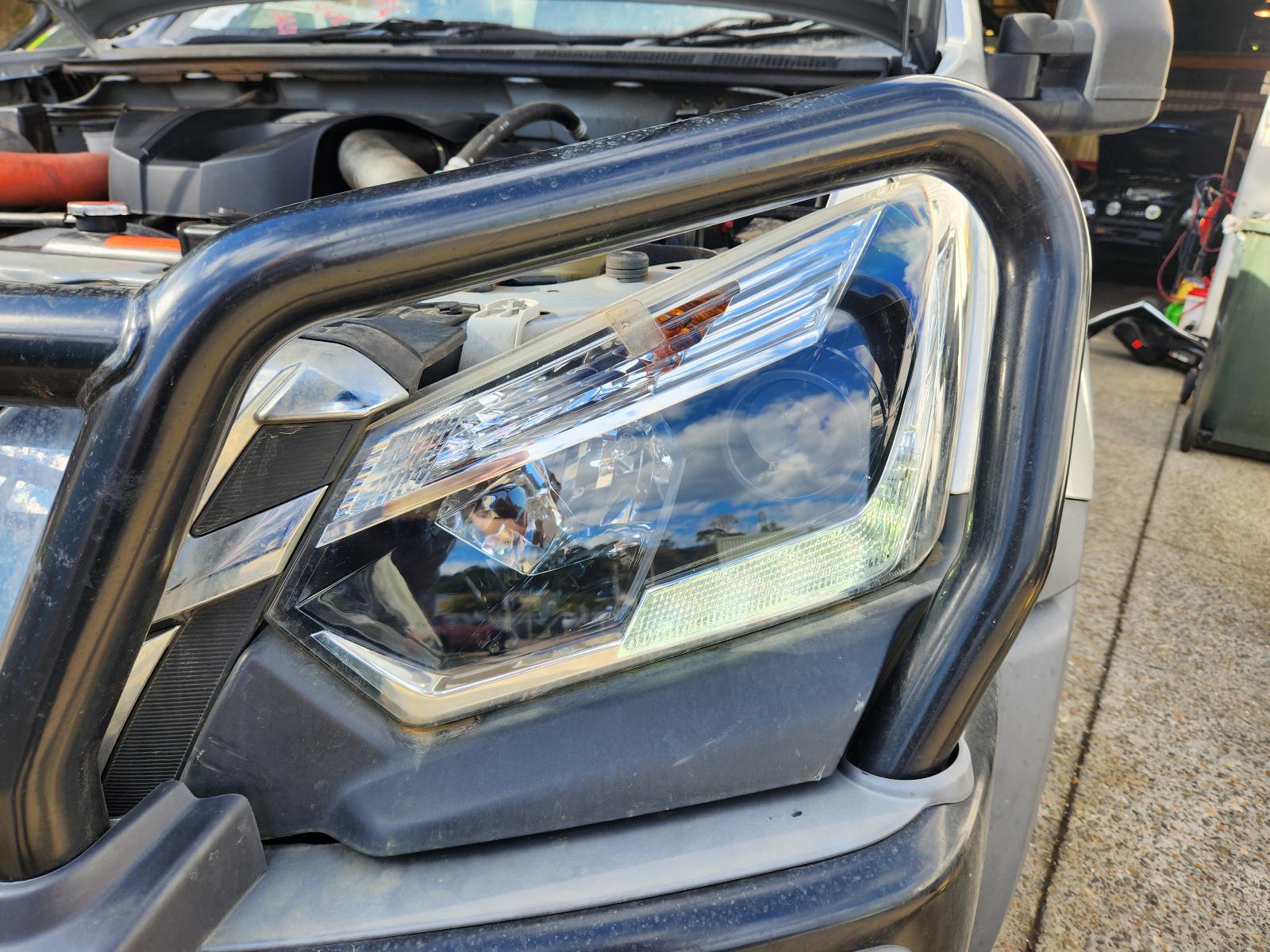 Isuzu Dmax 2018 4 Door Utility View Isuzu Dmax 2018 4 Door Utility