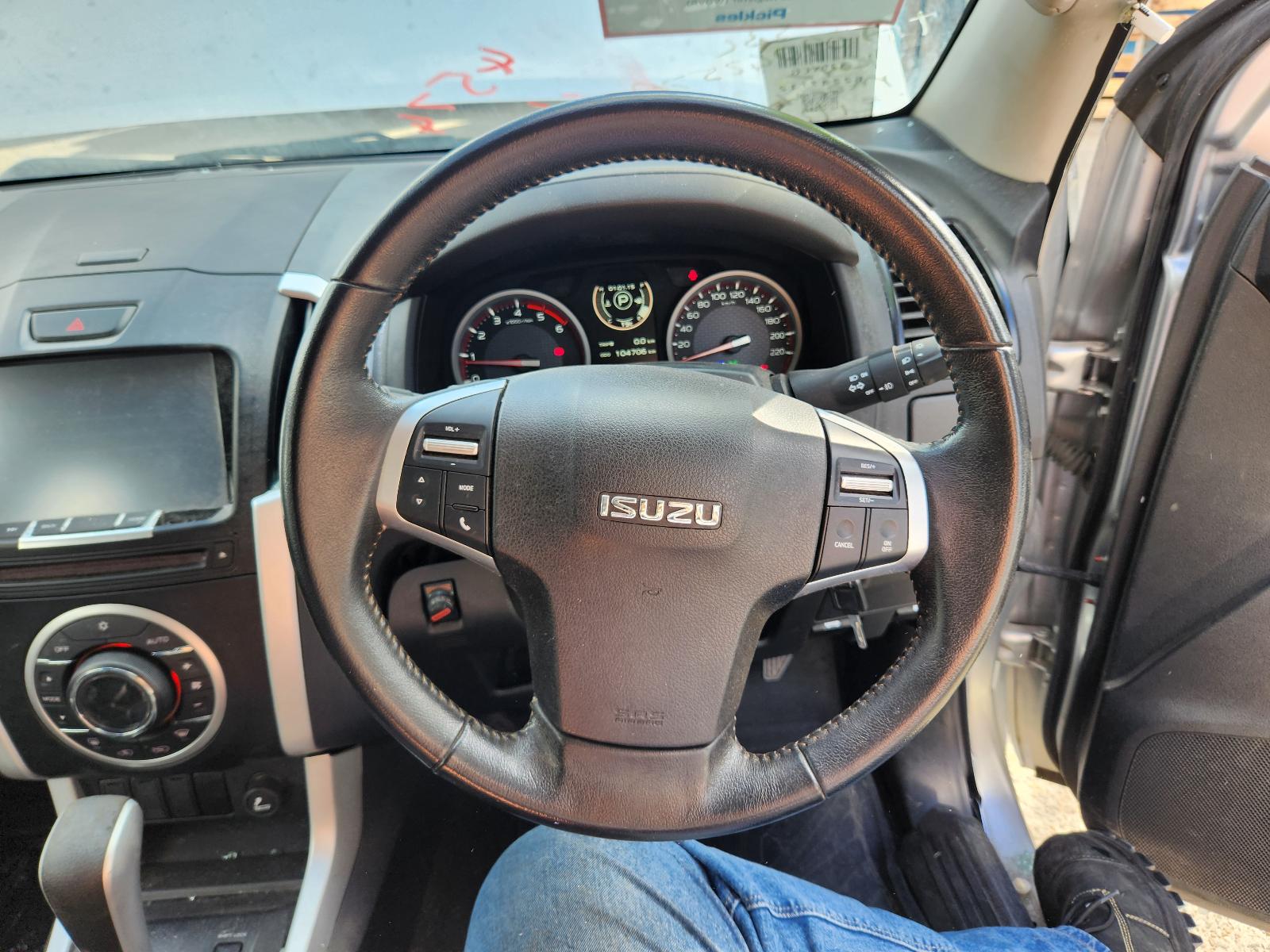 Isuzu Dmax 2018 4 Door Utility View Isuzu Dmax 2018 4 Door Utility